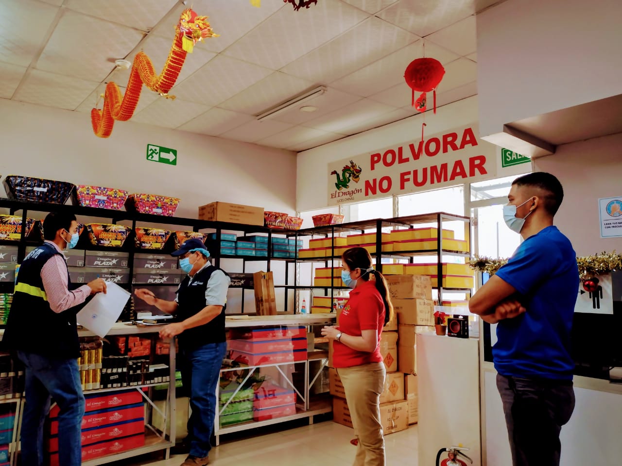 gobierno-inspecciona-que-menores-de-edad-no-sean-contratados-para-la-produccion-y-venta-de-productos-pirotecnicos